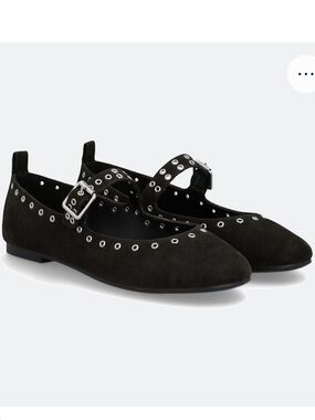 NWT MIA Black Faux Suede Mary Jane Flats with Silver Grommet Detail. Size 9